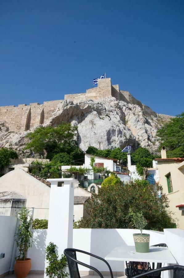 In The Shadow Of Acropolis Daire Atina Dış mekan fotoğraf
